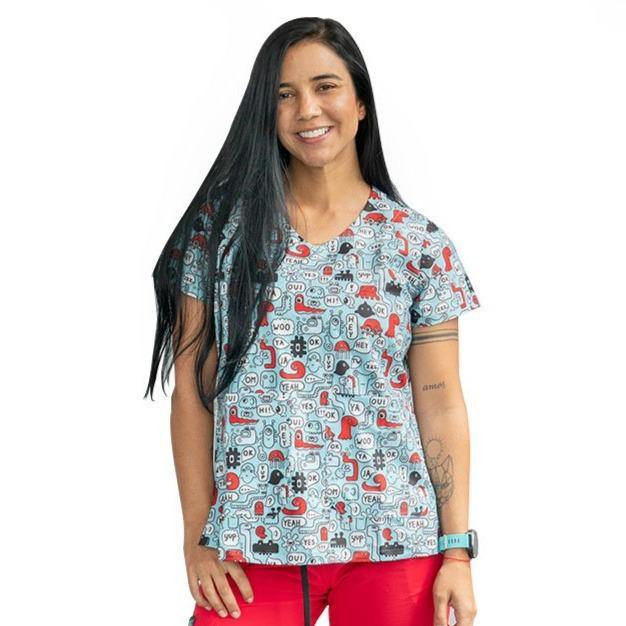 BLUSAS ESTAMPADAS – Etiquetas uniforme estampado – HELO UNIFORMES